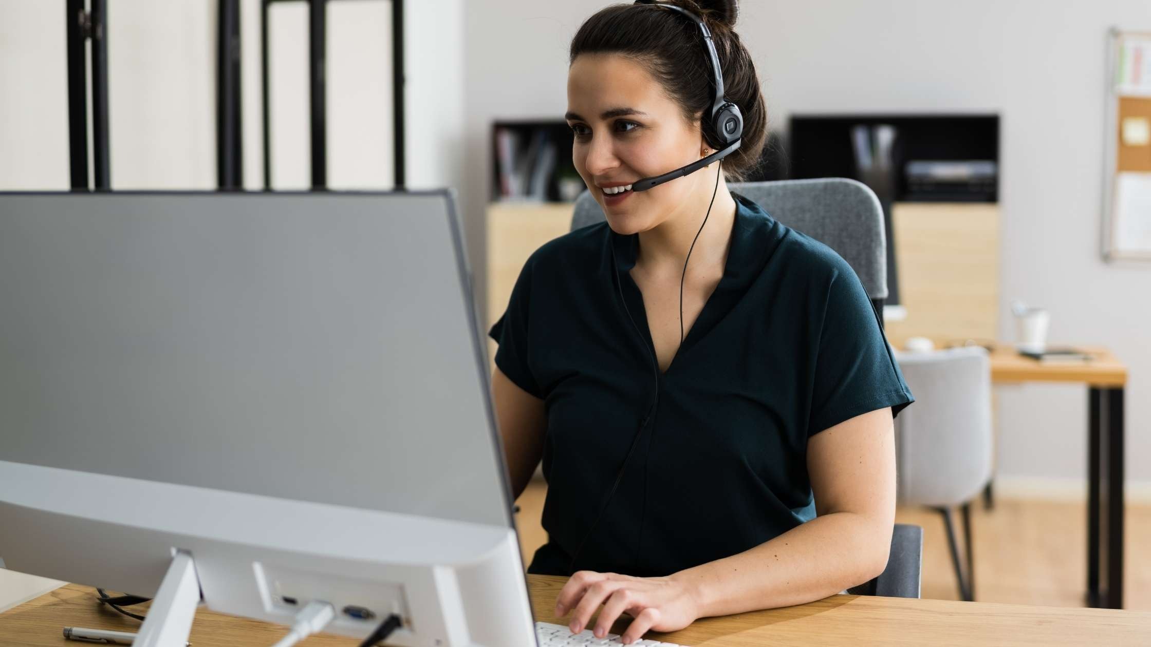 Efficient Outsourcing to Virtual Assistants: A Complete Guide